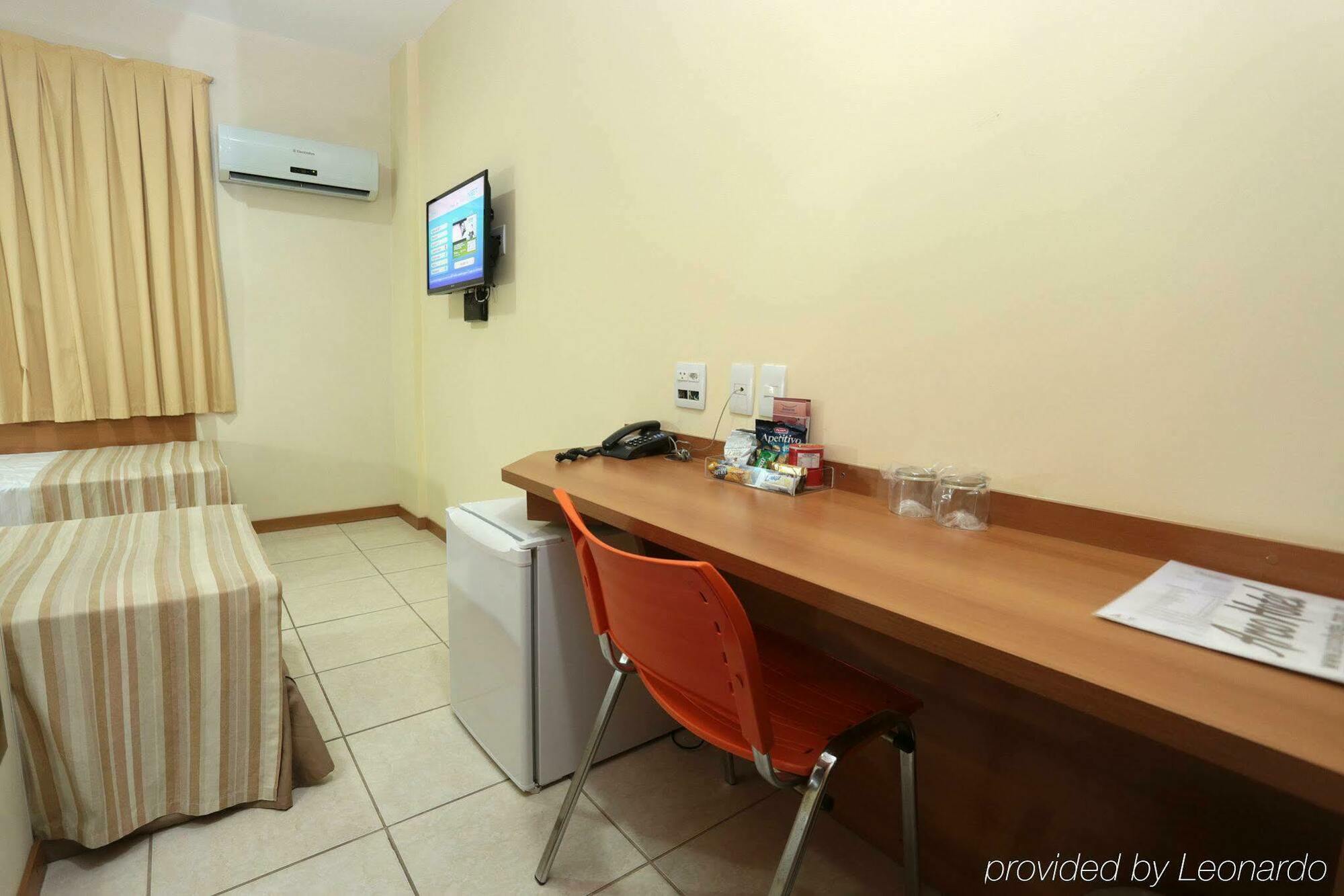 Hotel Dan Inn Sao Carlos By Nacional Inn Экстерьер фото